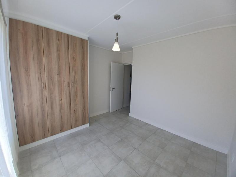 2 Bedroom Property for Sale in Gordons Bay Western Cape